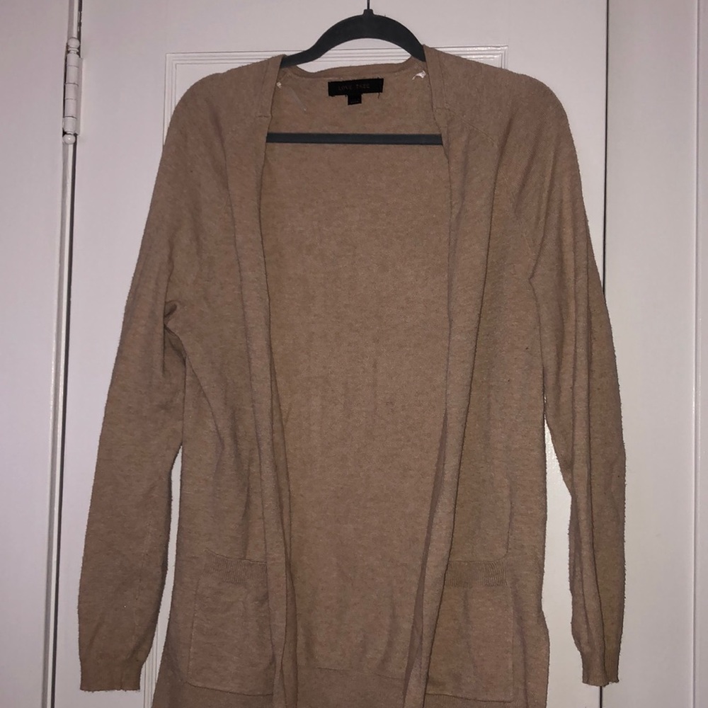 Beige cardigan with pockets